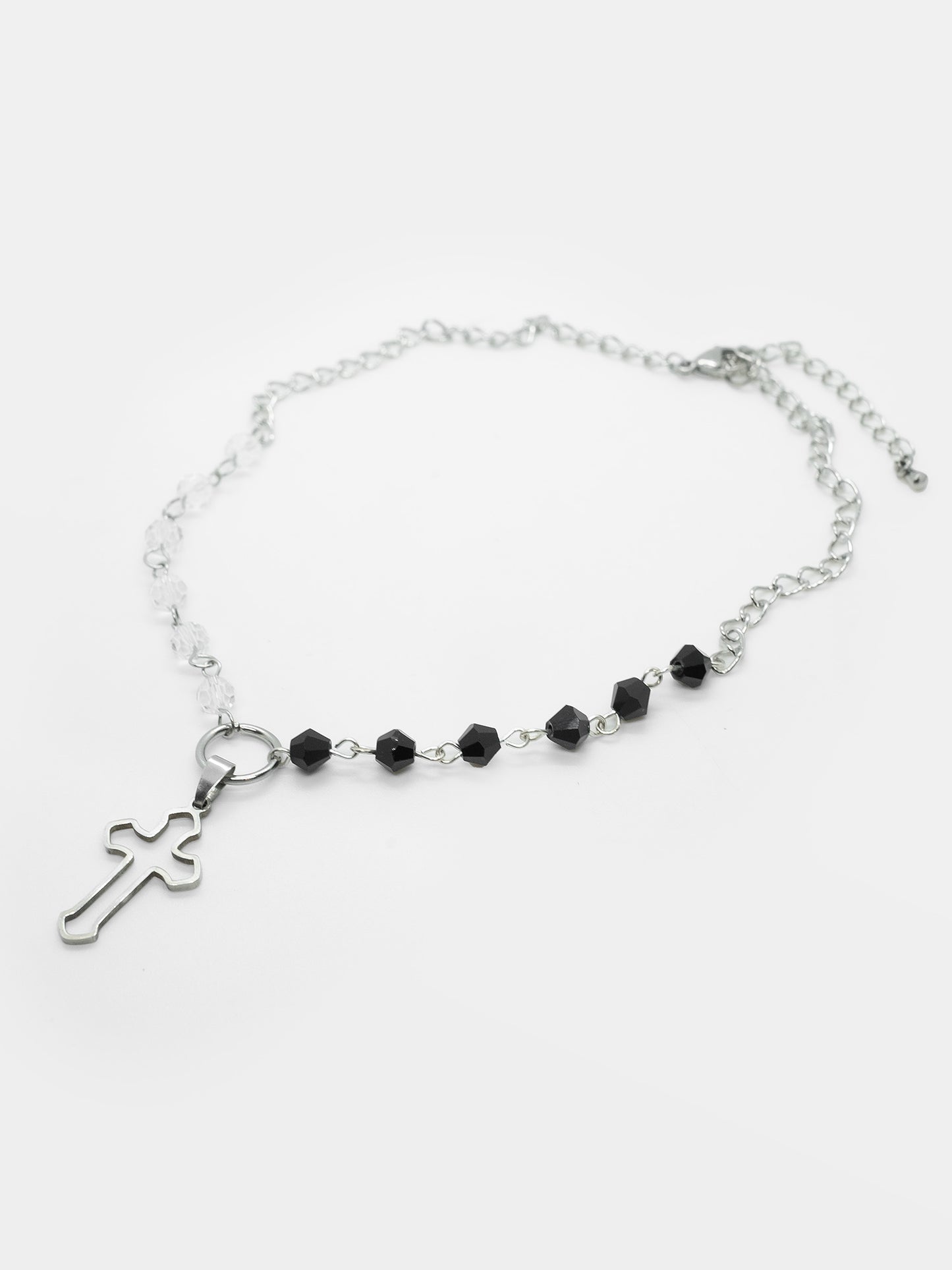 Snarl Cross Choker
