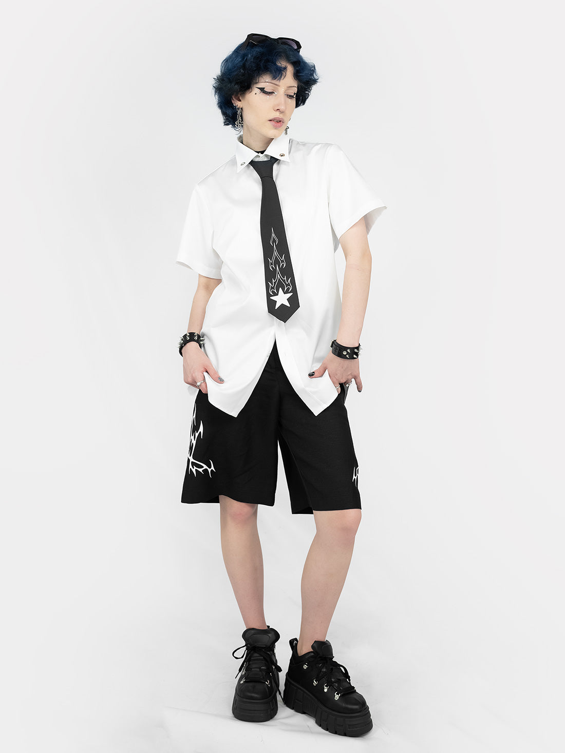 Supernova star tie