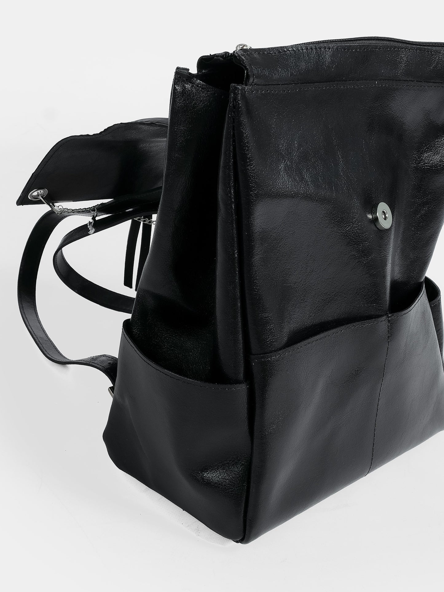 Desdemona Leather Backpack
