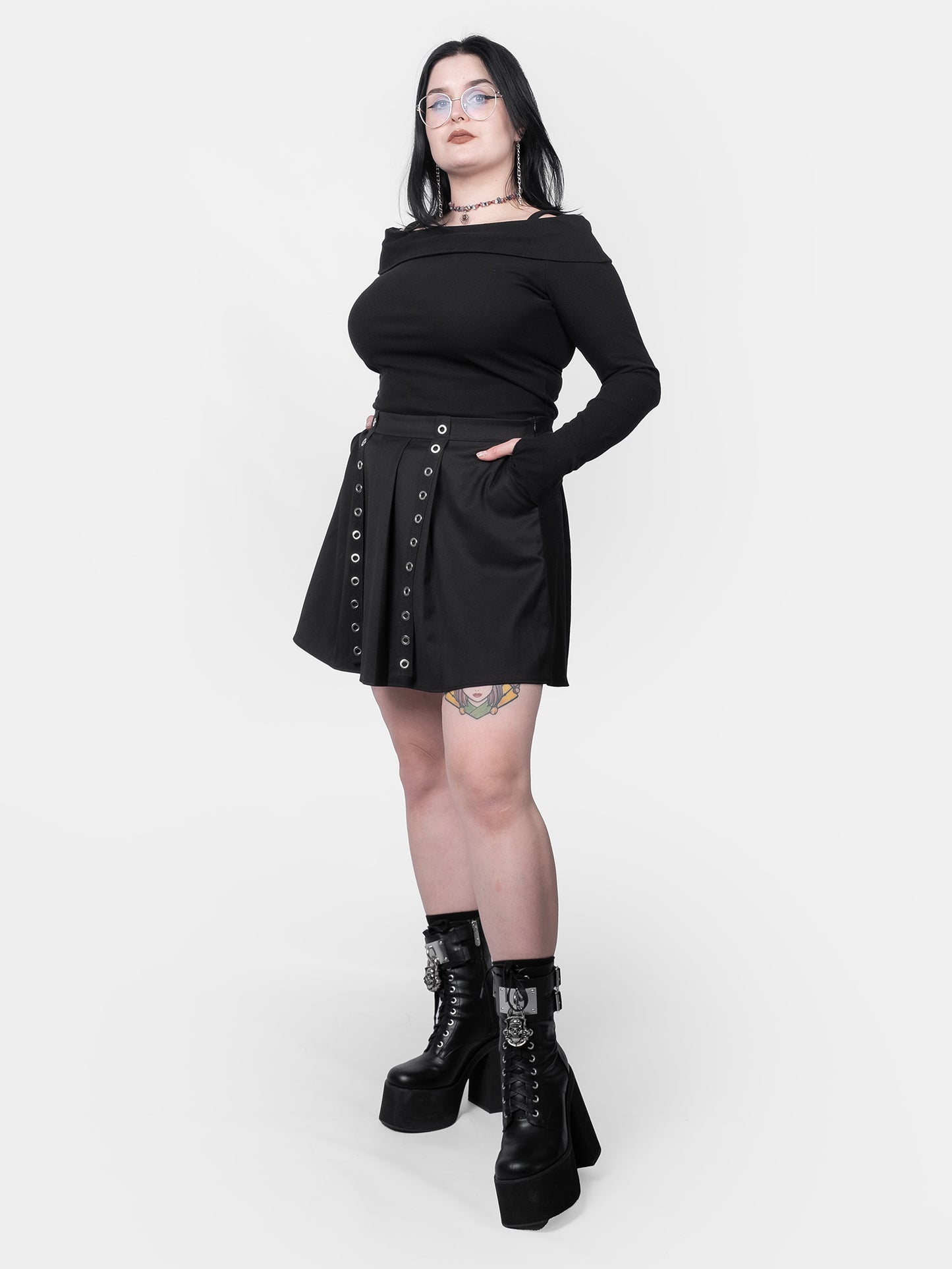 Abyss Eyelets Pleated Mini Skirt