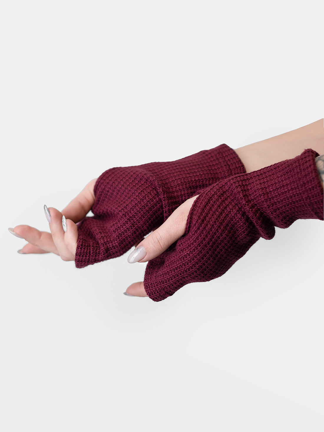 Mittens made of burgundy viscose sweater
