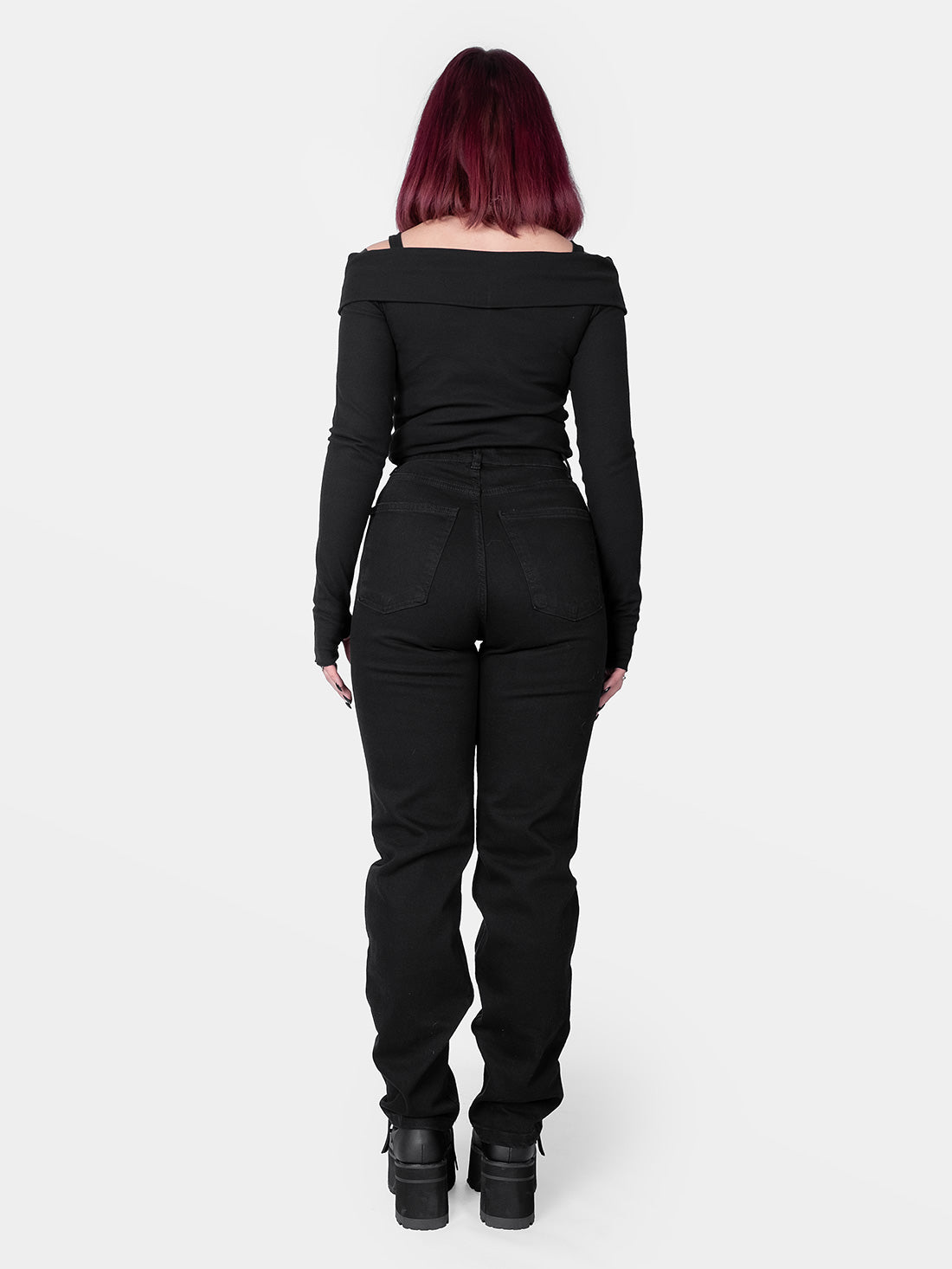 Jeansy straight leg z haftem Sinister