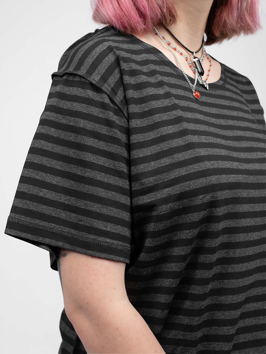 T-shirt w paski Mori