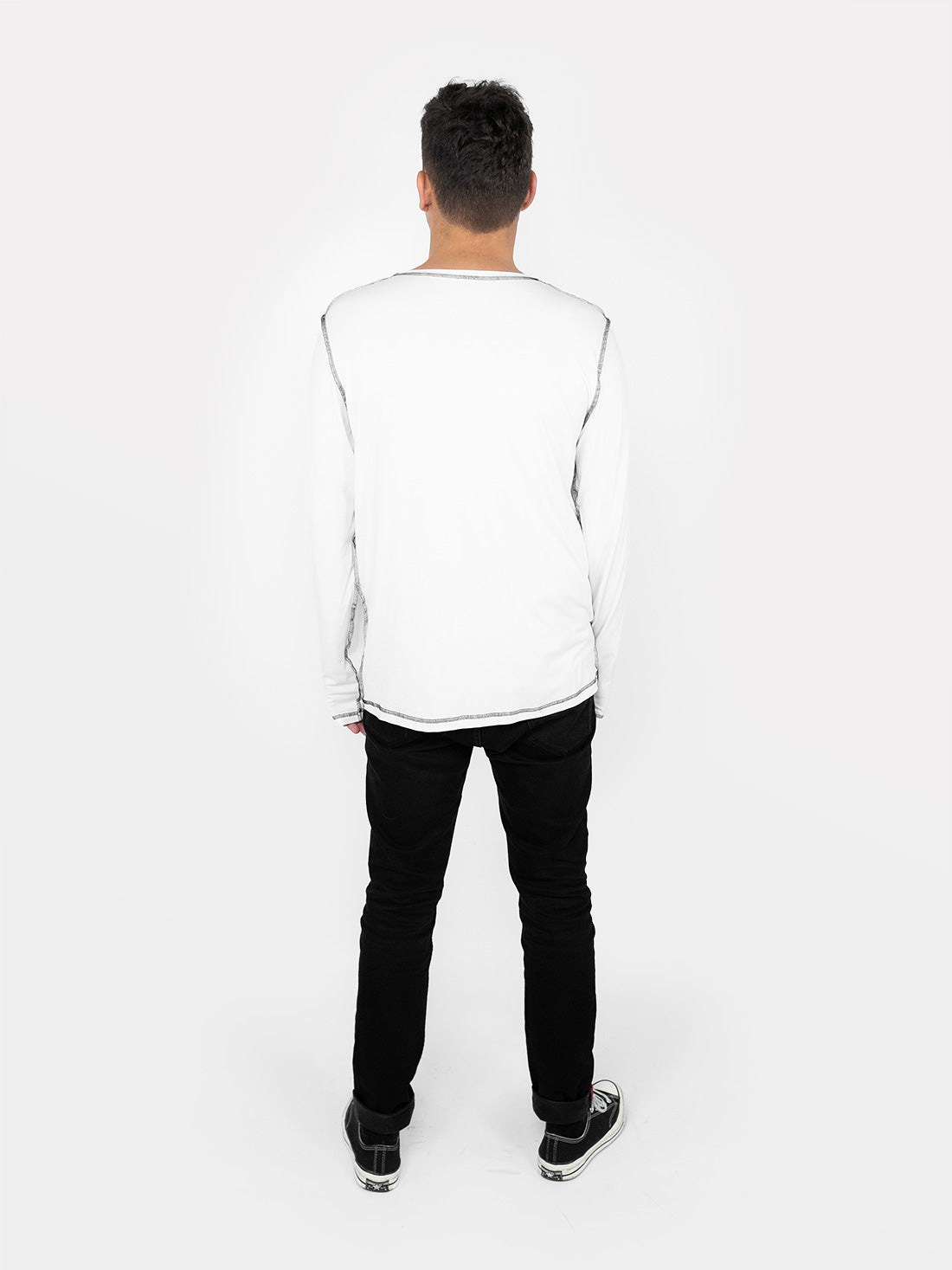 Longsleeve z haftem Skully biały
