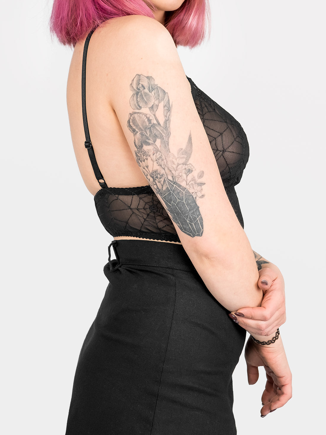 Bralet z tiulu w pajęczynę Salem