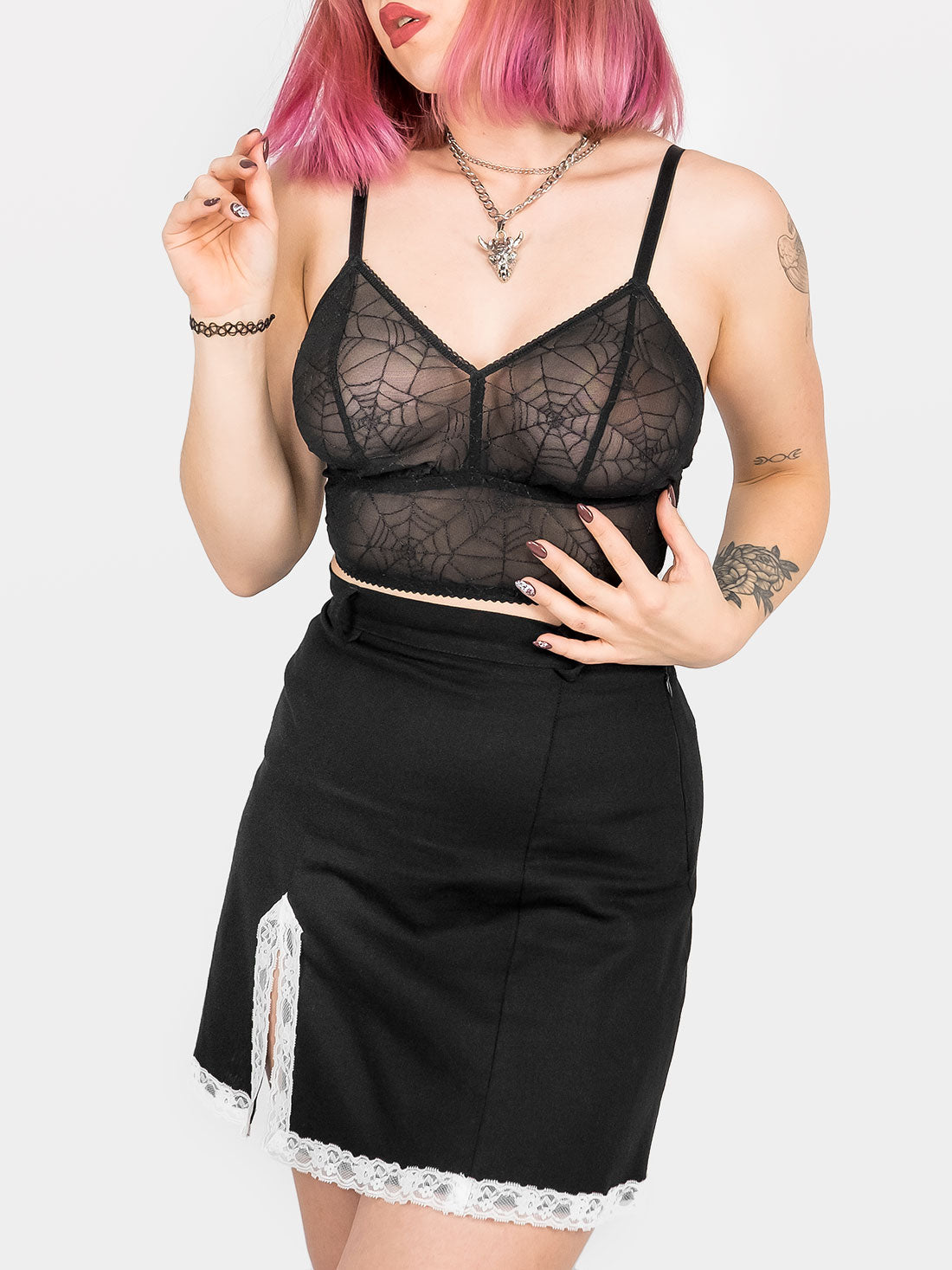 Bralet z tiulu w pajęczynę Salem