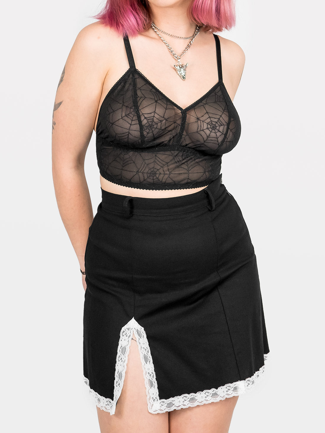 Bralet z tiulu w pajęczynę Salem