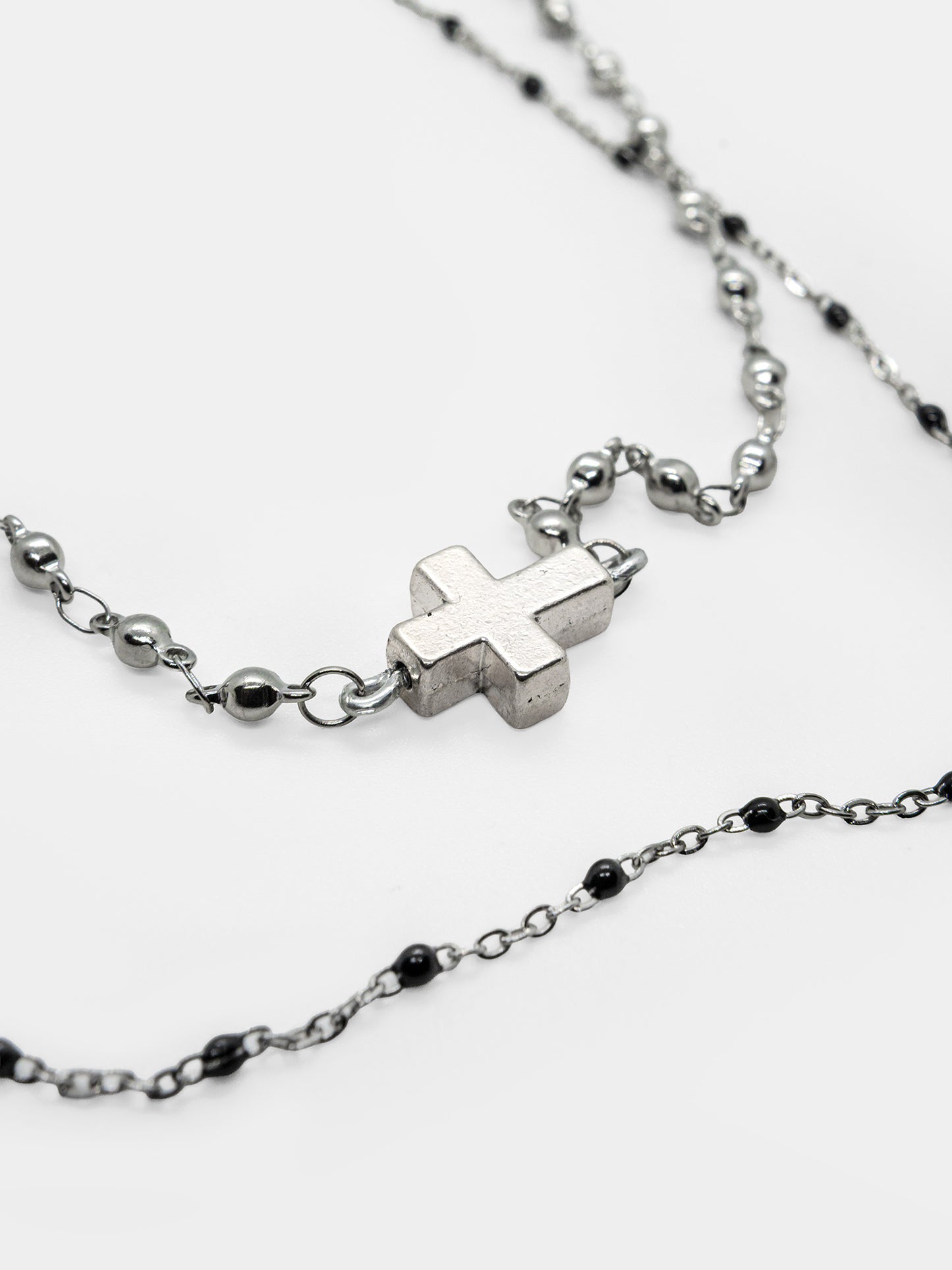 Podwójny choker z krzyżem Desolate