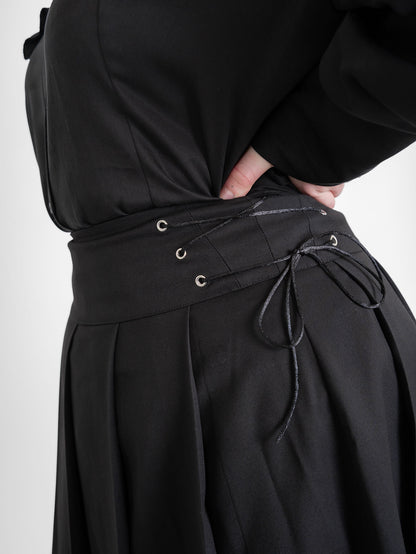 Plisowana spódnica z wiązaniem Veyra