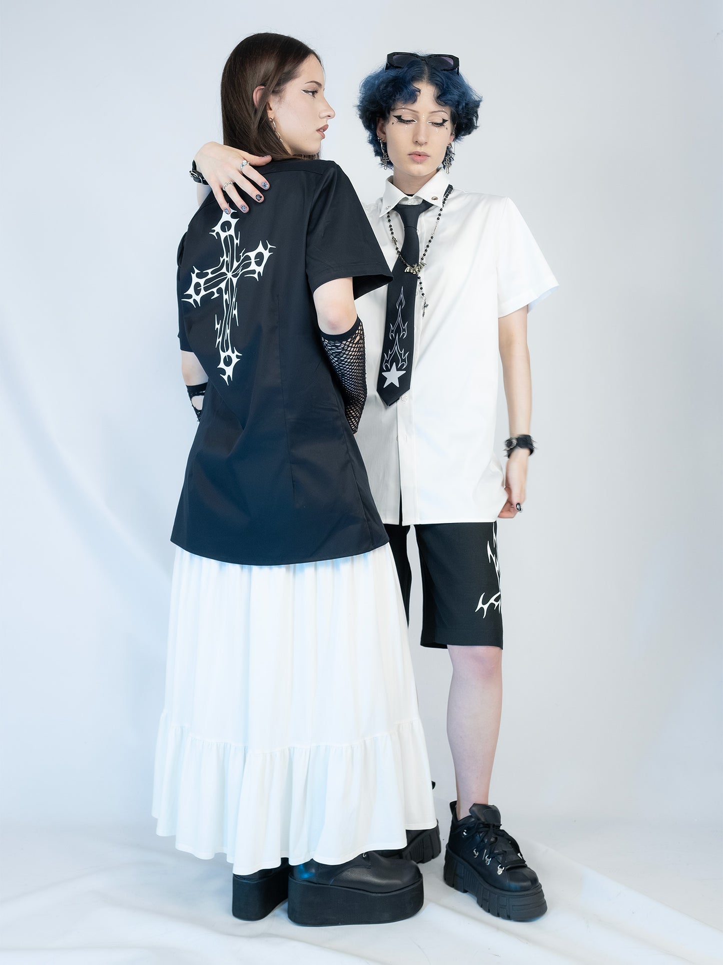 Czarna koszula z printem Damnation