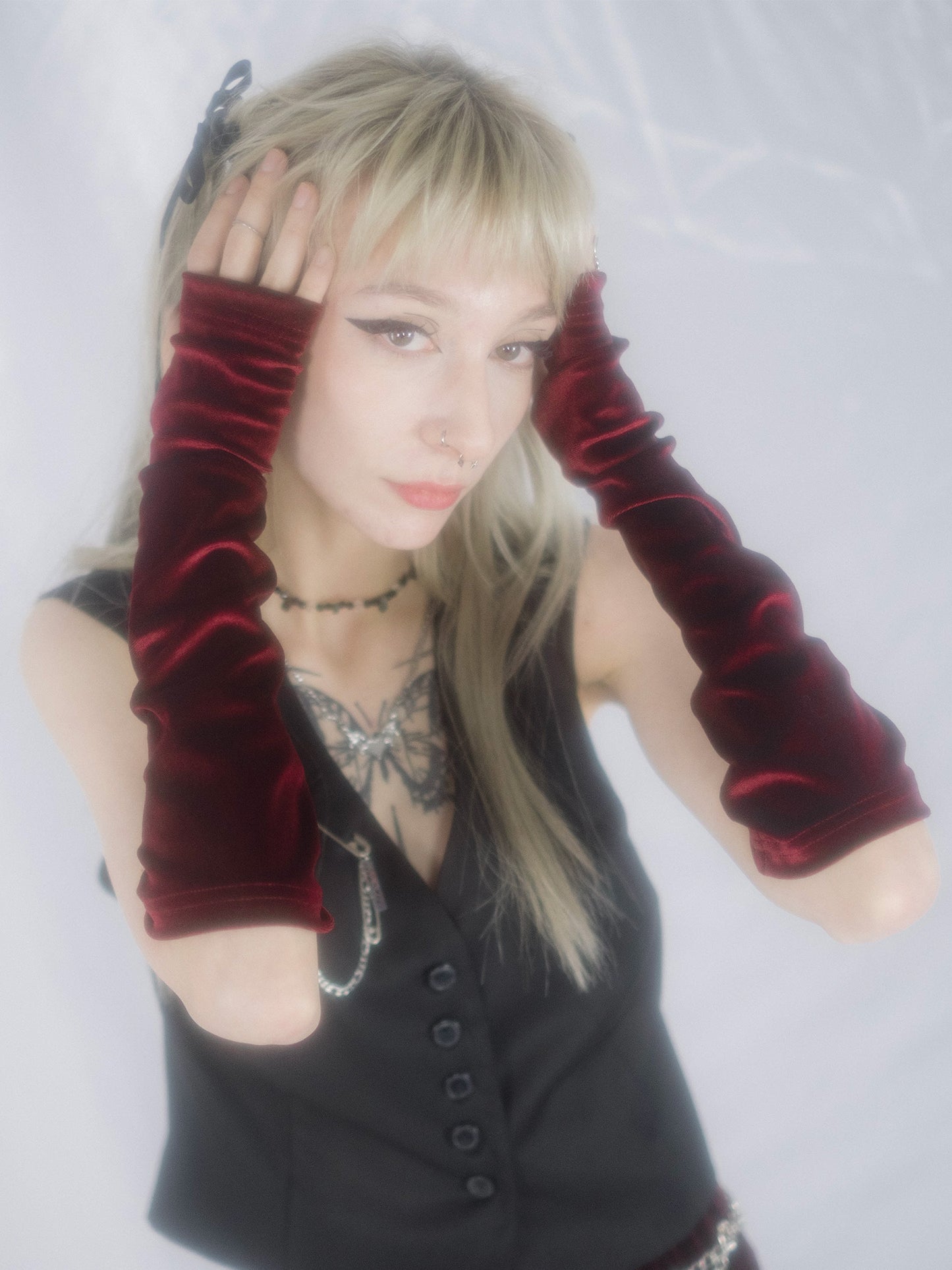 Burgundy velvet mittens