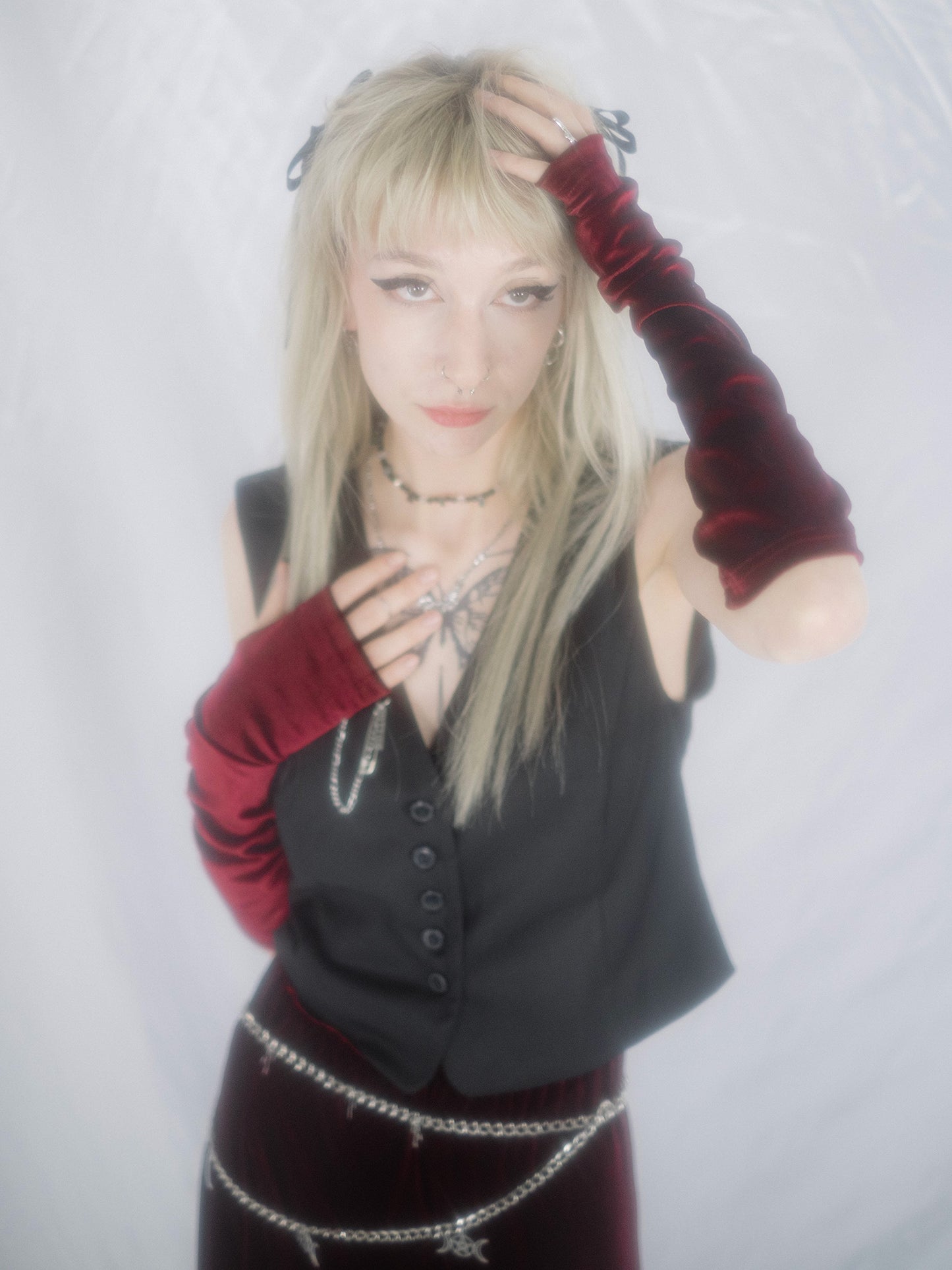 Burgundy velvet mittens