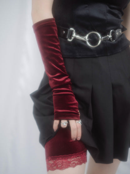 Burgundy velvet mittens