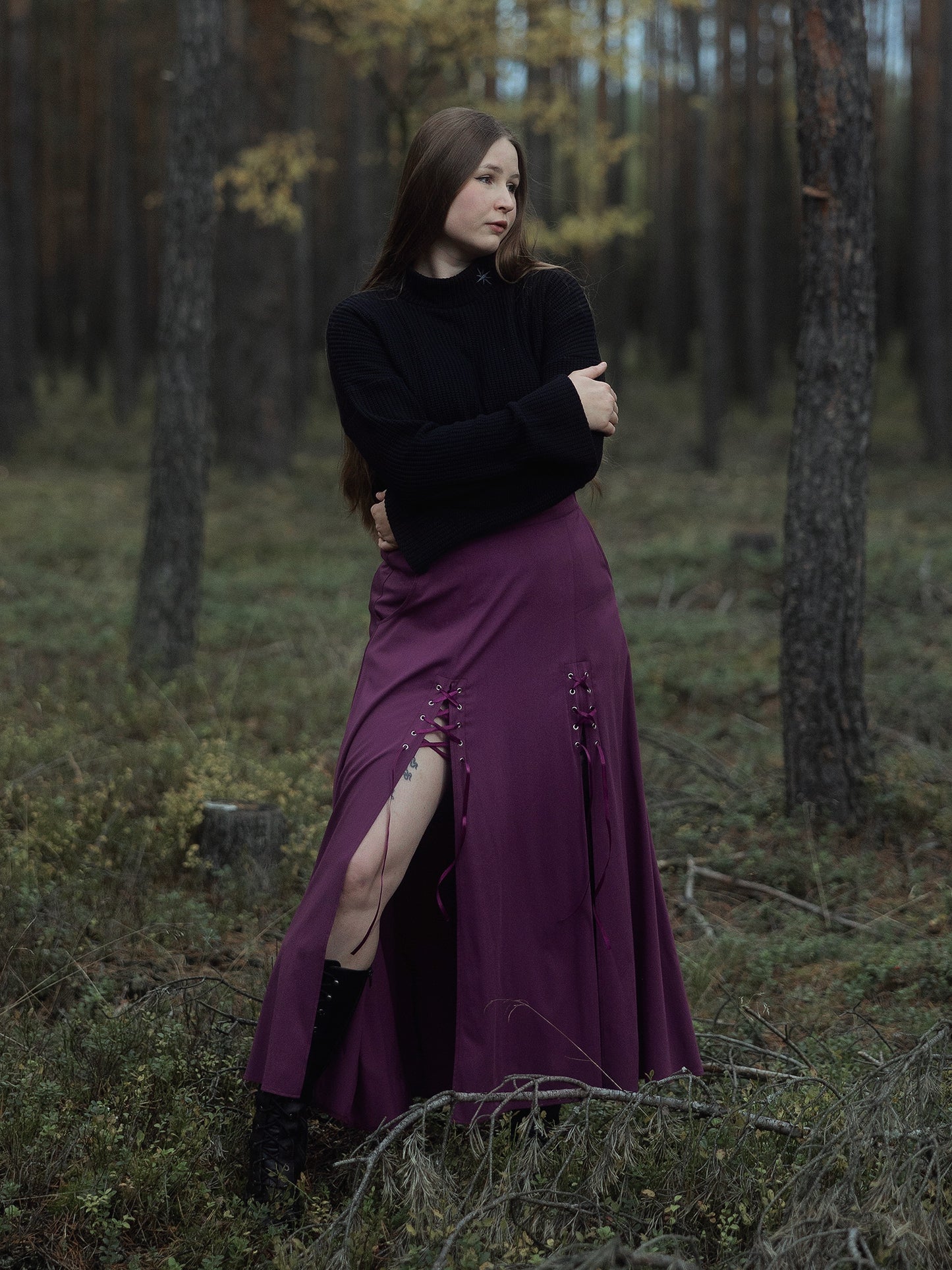 Fioletowa spódnica midi z wiązaniem Lacrimosa