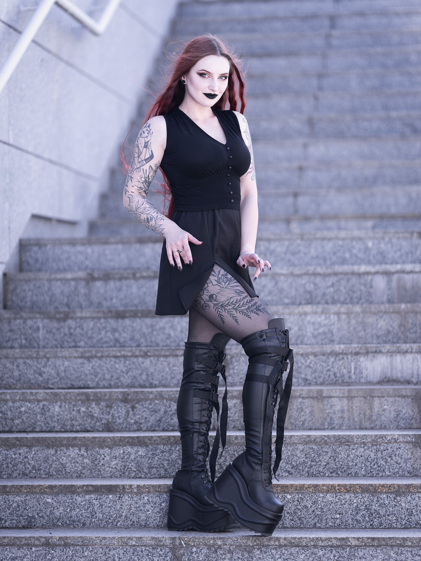 Top z guzikami Delirious