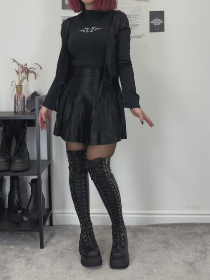 Satynowa, plisowana spódnica