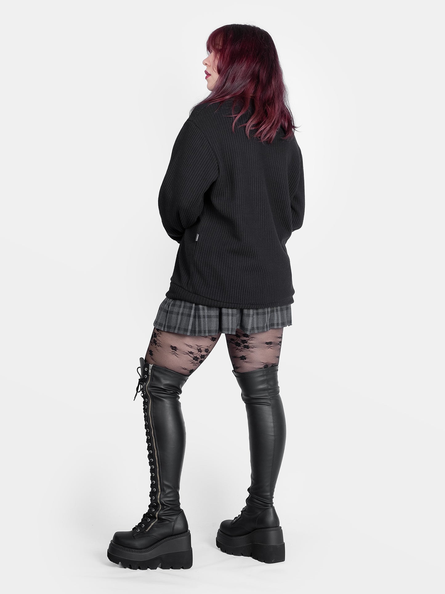 Sweter Omen