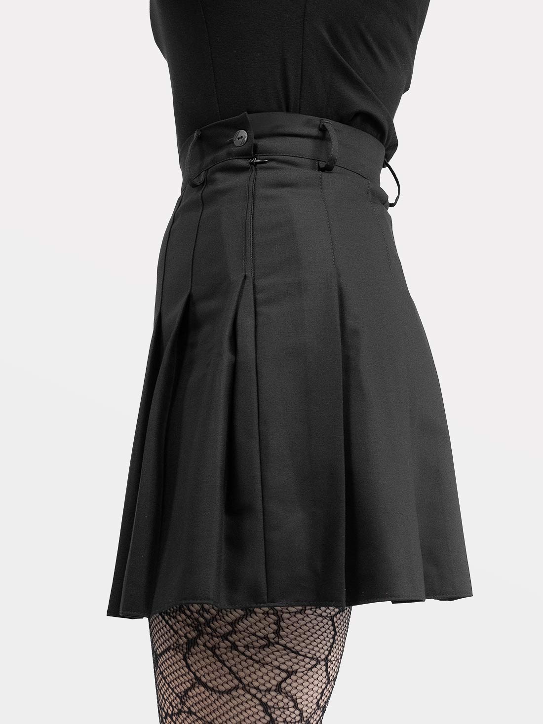 Czarna tennis skirt ze szlufkami