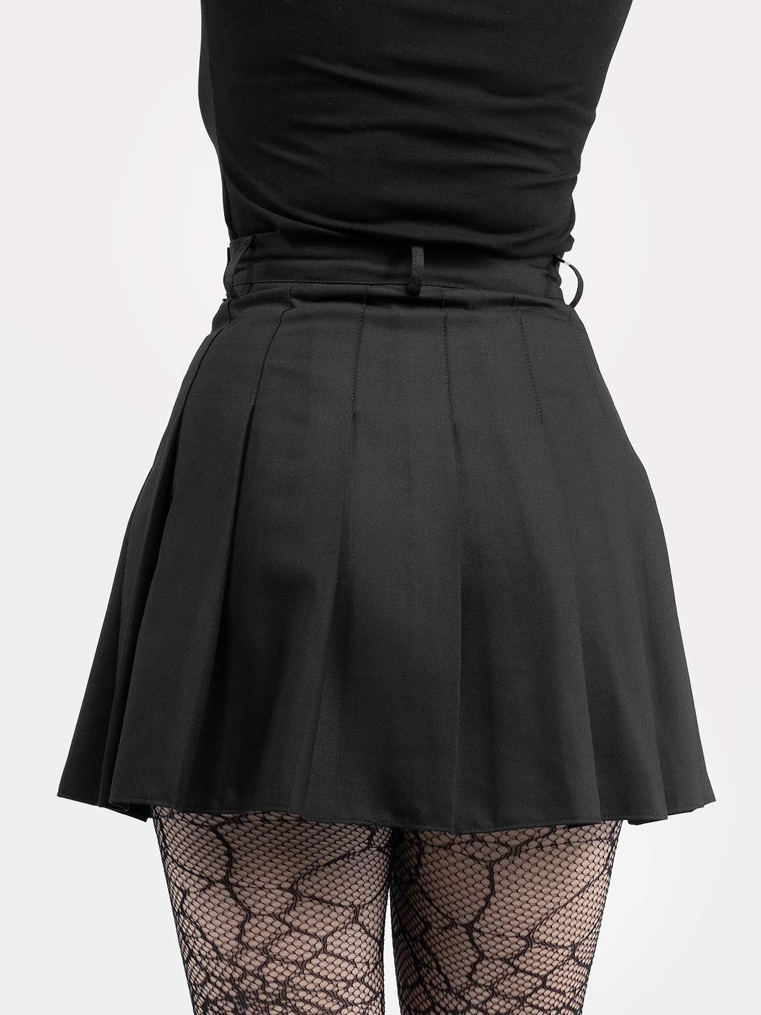Czarna tennis skirt ze szlufkami
