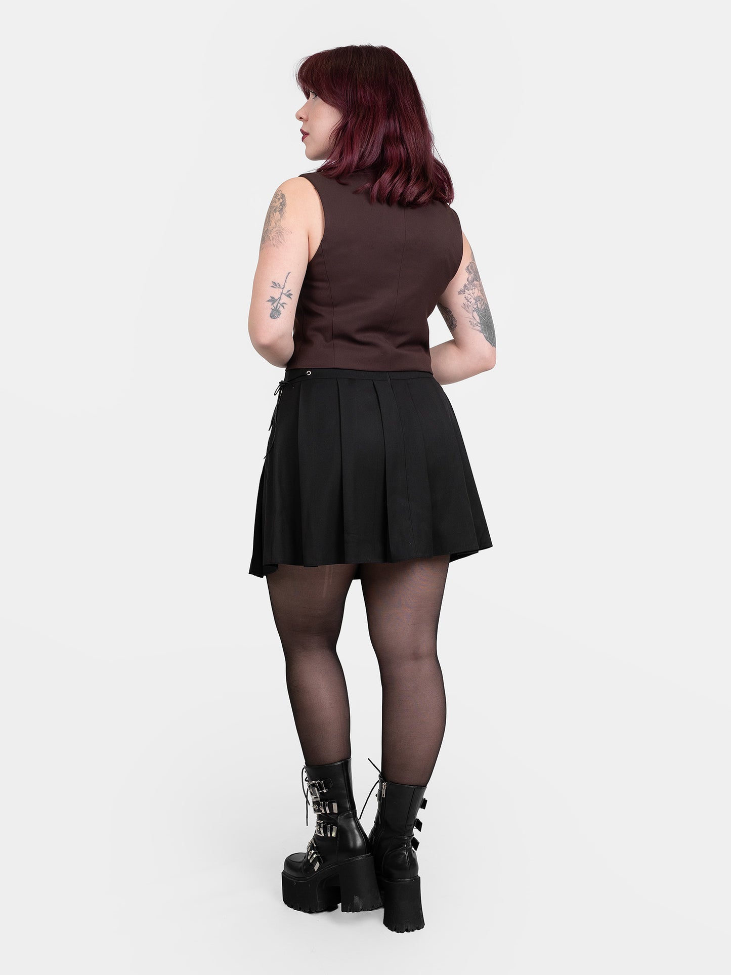 Brązowa kamizelka z wiązaniem Fenrir