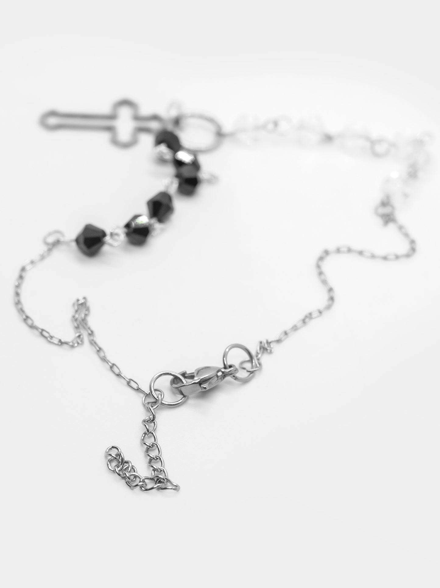 Choker z krzyżem Snarl