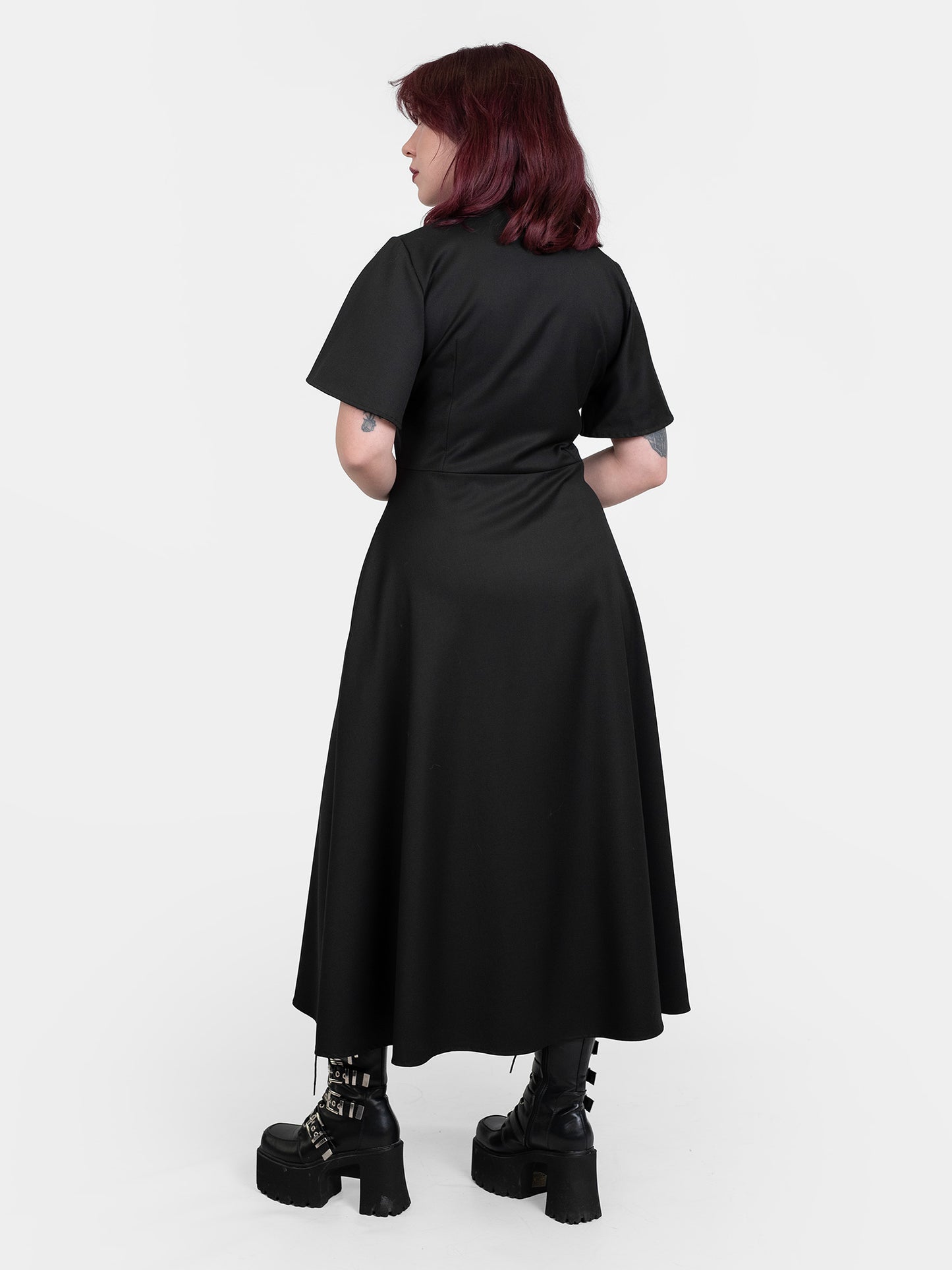 Sukienka midaxi na guziki Moira