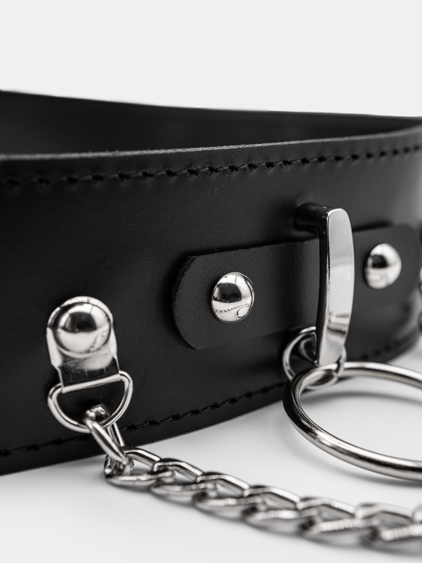Skórzany pasek z łańcuchami Nightbound