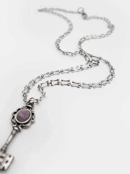 Naszyjnik z kluczem i lepidolitem Secrecy