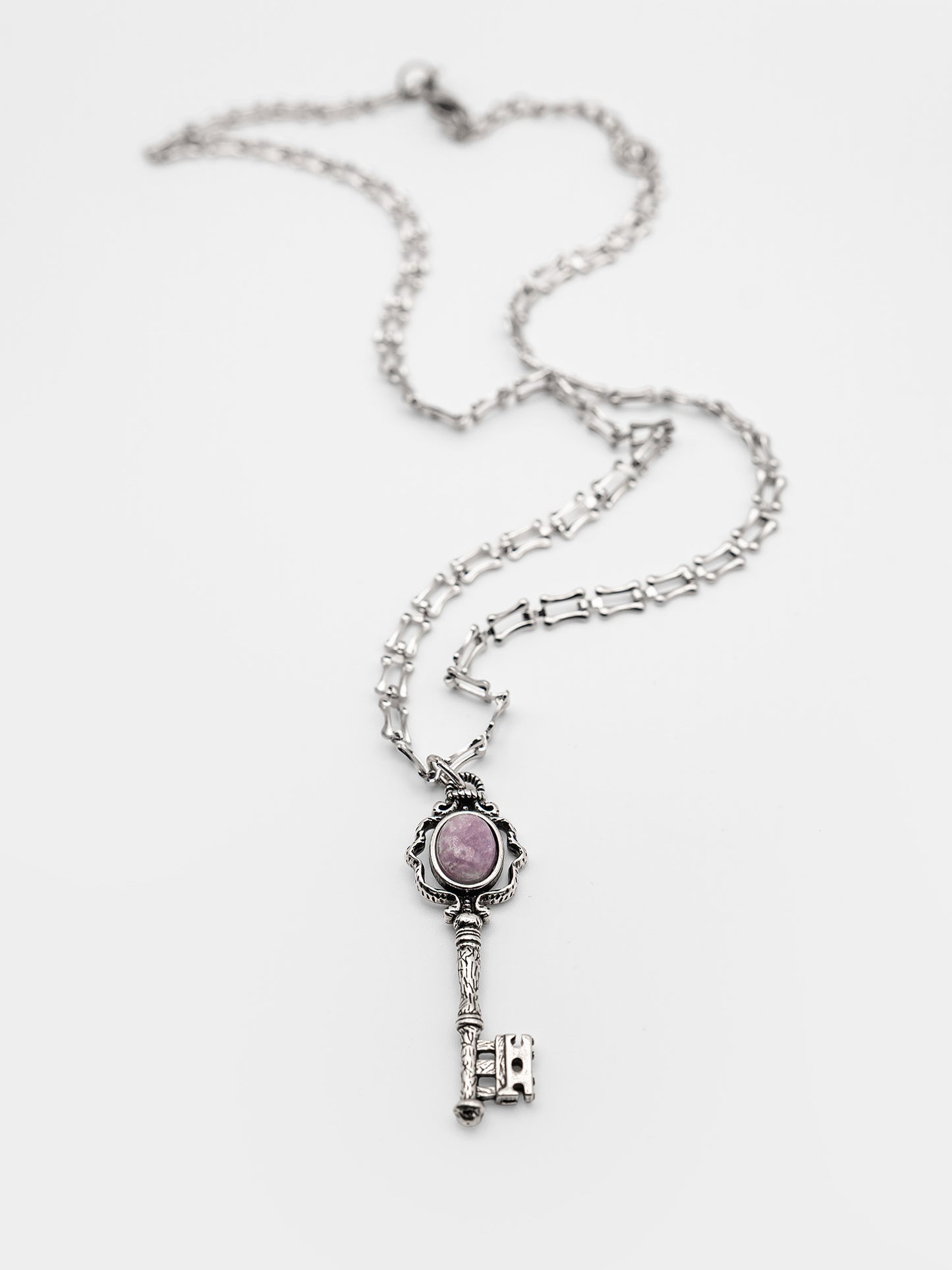 Naszyjnik z kluczem i lepidolitem Secrecy