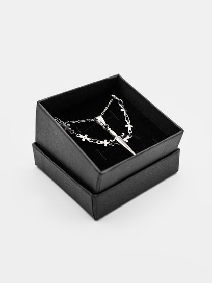 Podwójny naszyjnik ze sztyletem Pierced