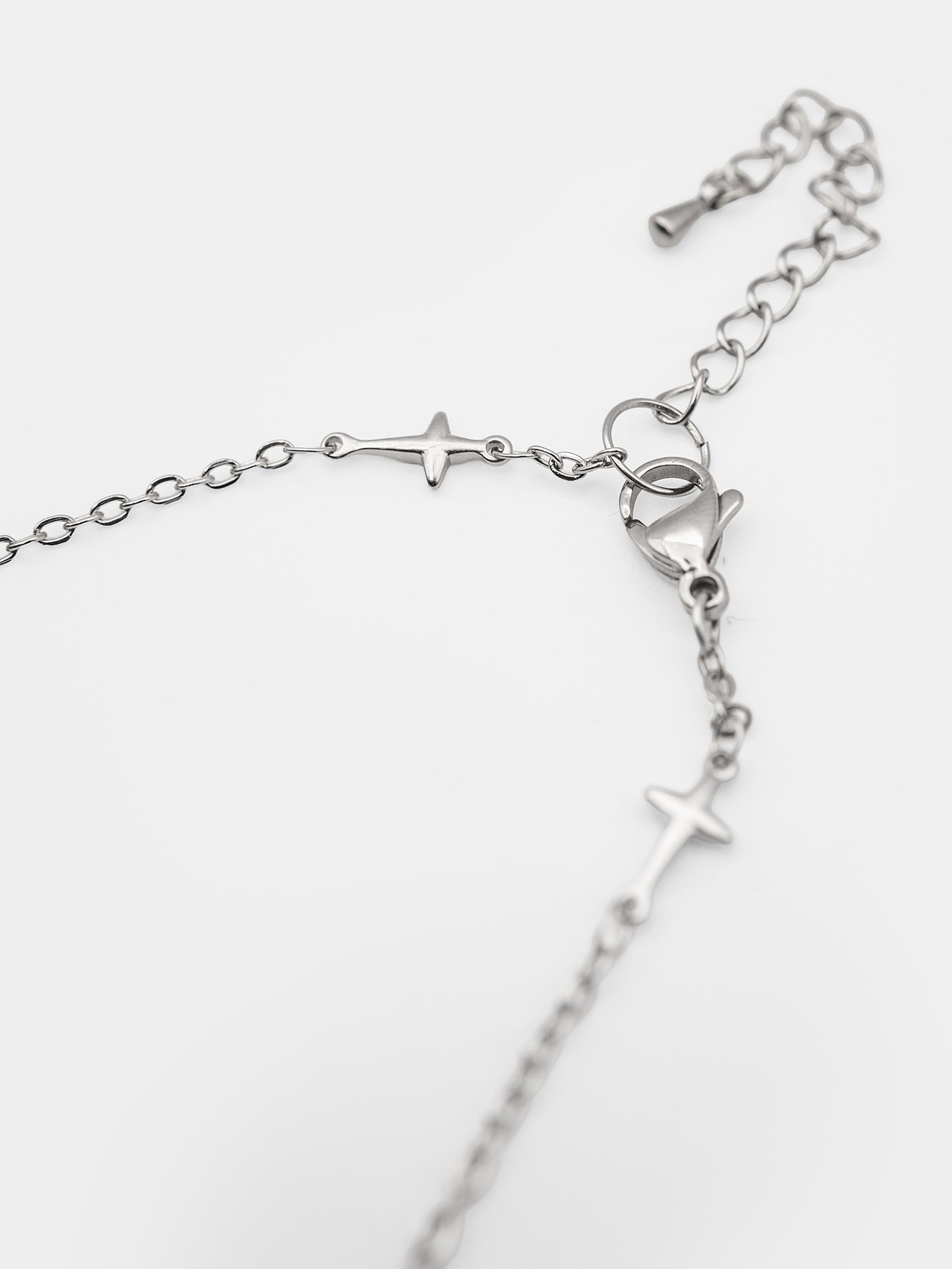 Naszyjnik z krzyżem Desecrated