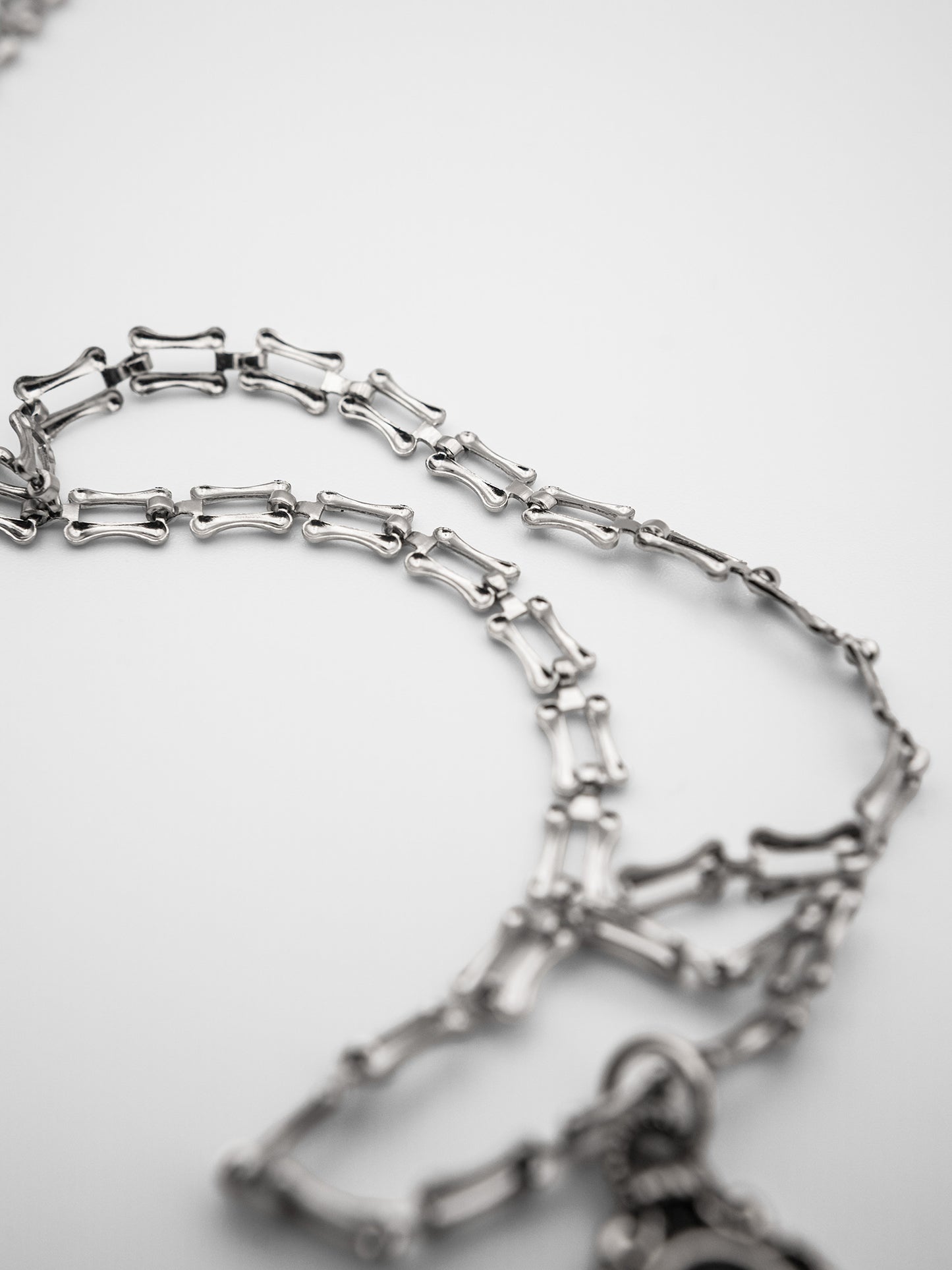 Naszyjnik z kluczem i agatem Secrecy