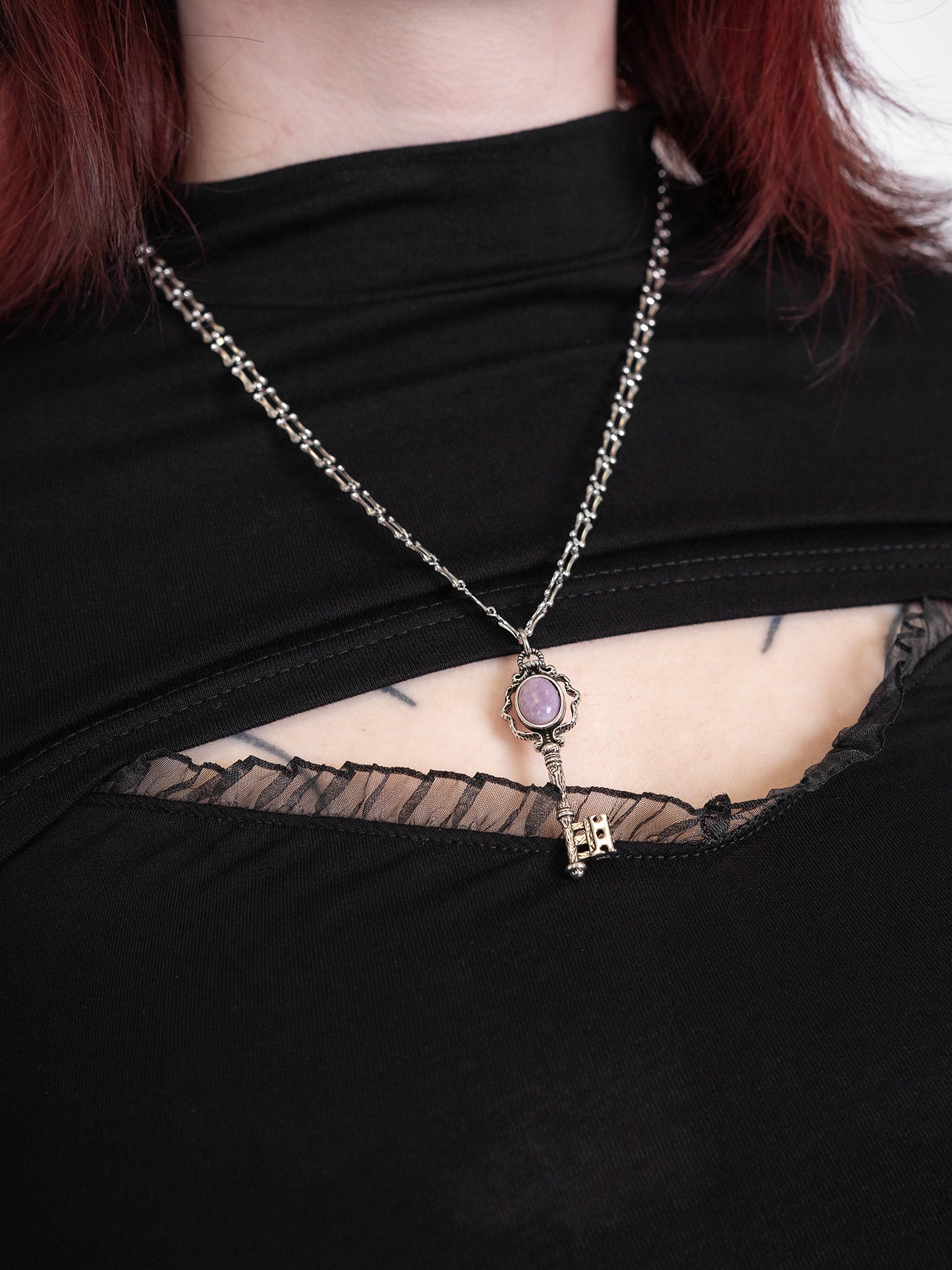 Naszyjnik z kluczem i lepidolitem Secrecy