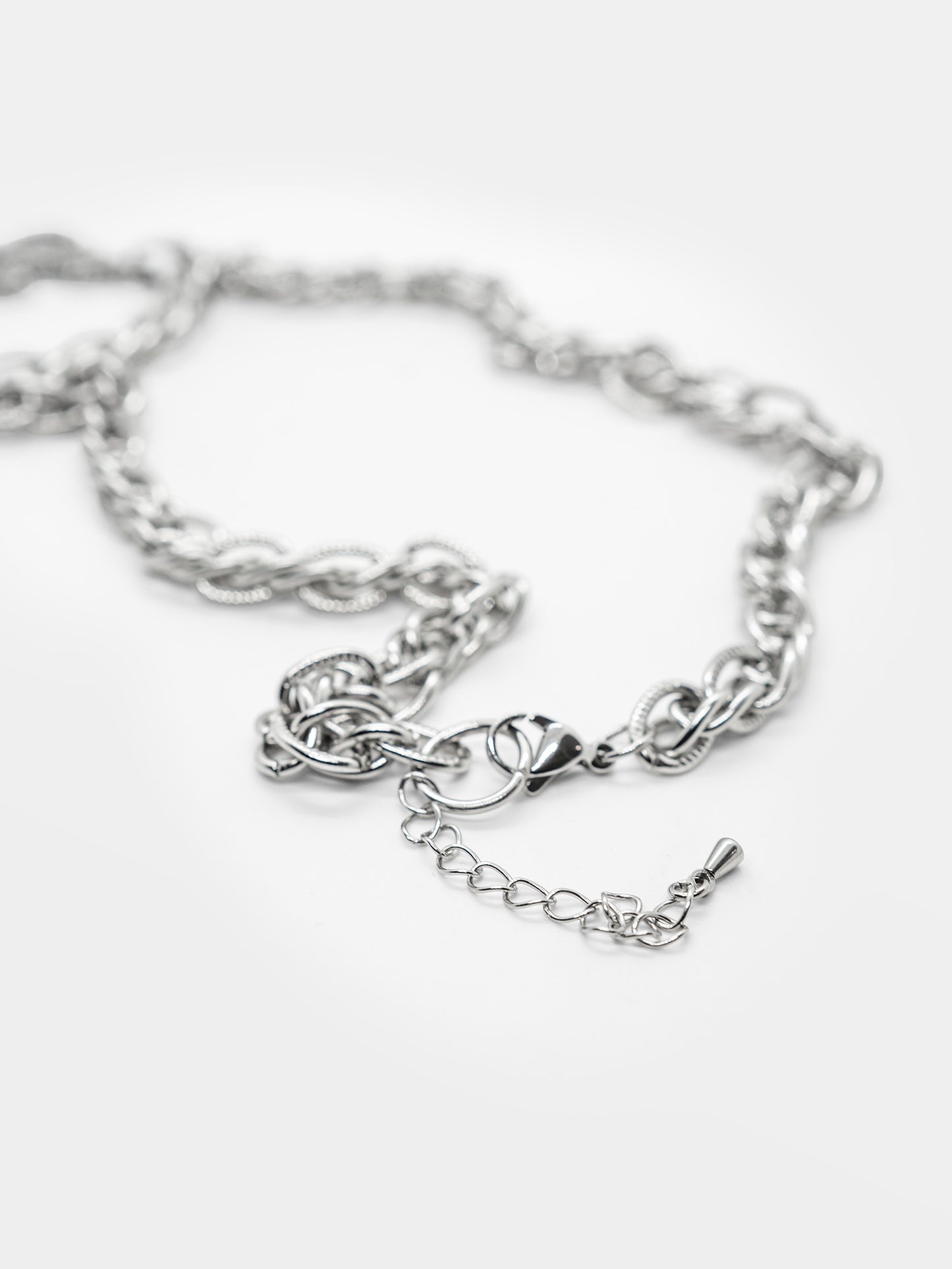 Naszyjnik z krzyżem Crucifix