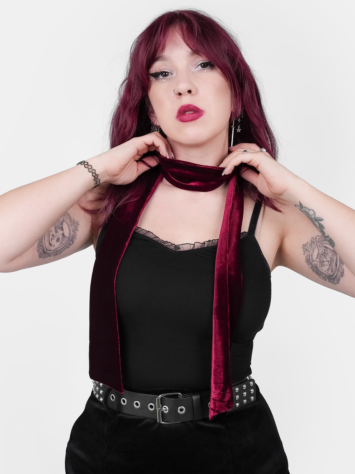 Welurowy, bordowy szal