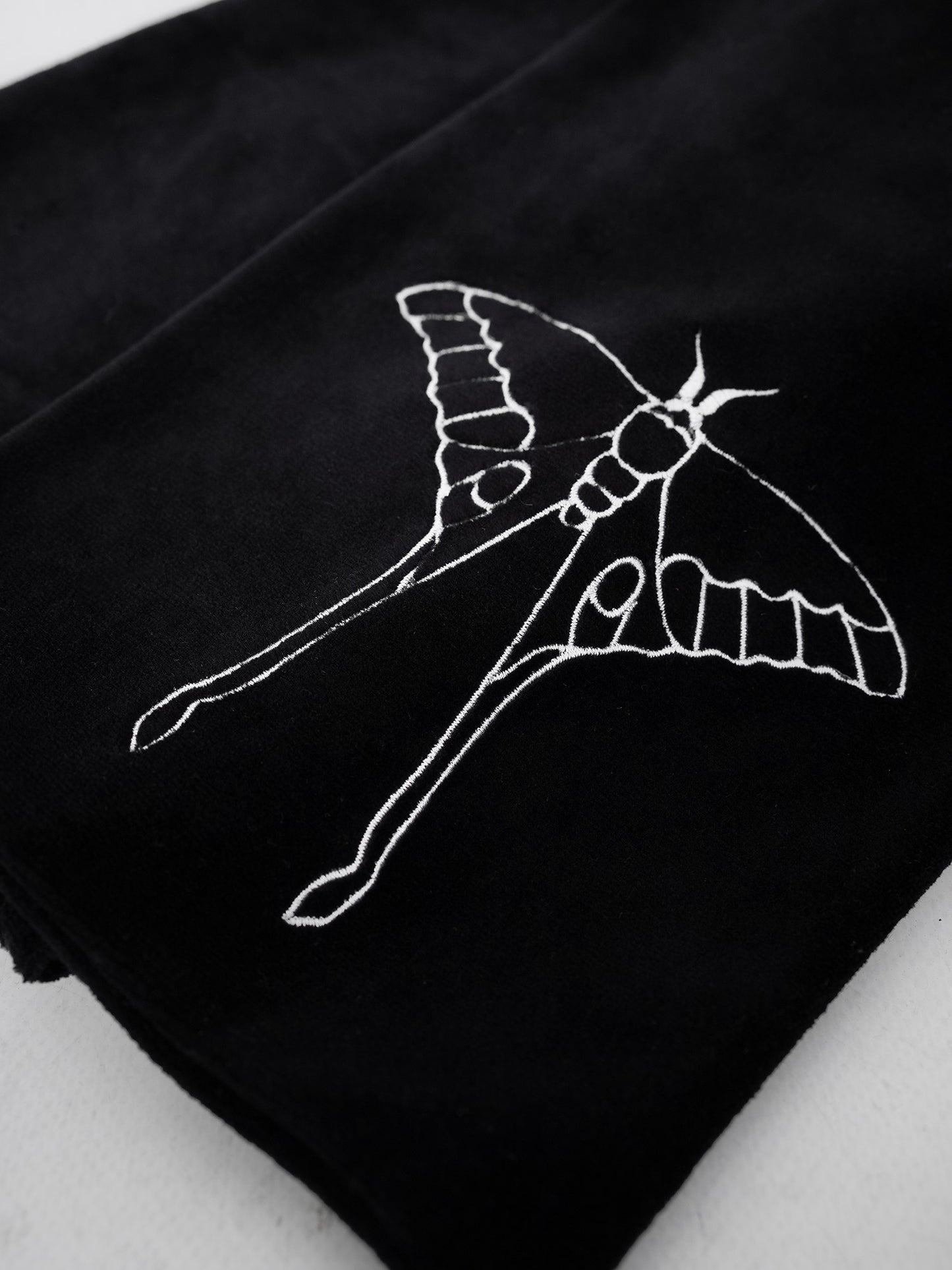 Szalik z haftem Avelune Mini