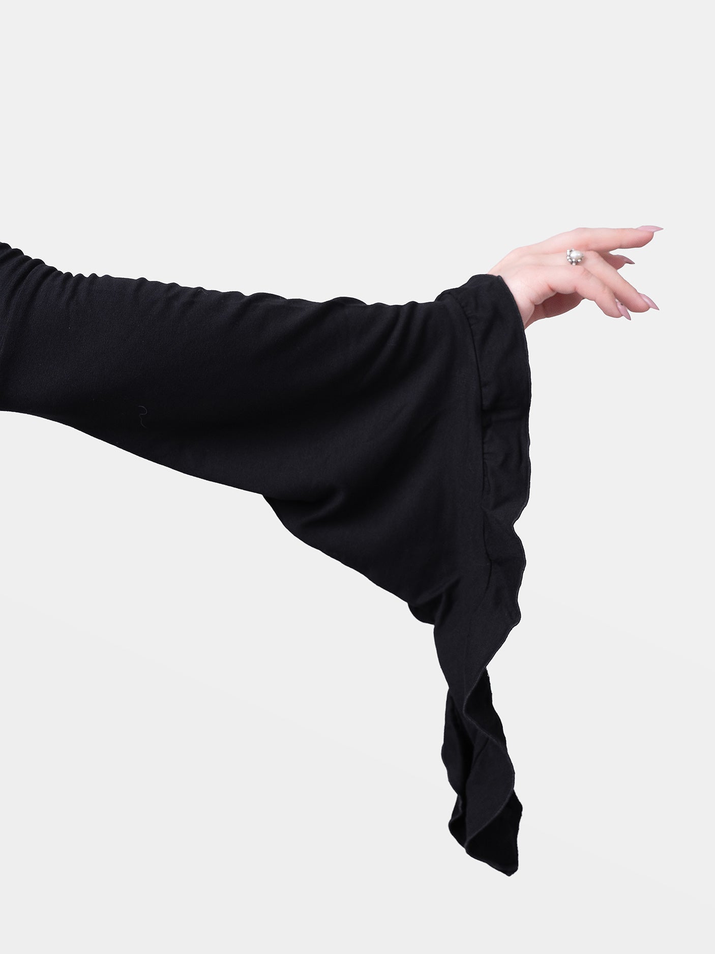 Shrug ze srebrnym zapięciem Yennefer