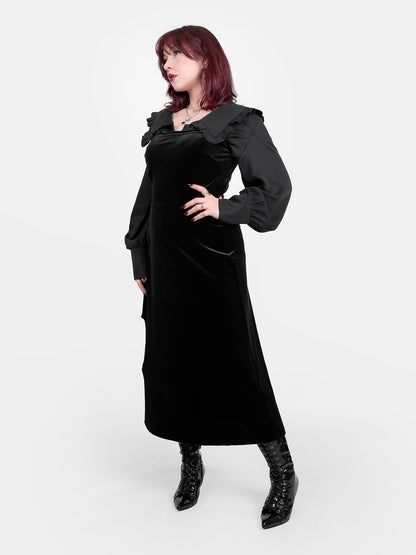 Welurowa sukienka na ramiączkach Anathema