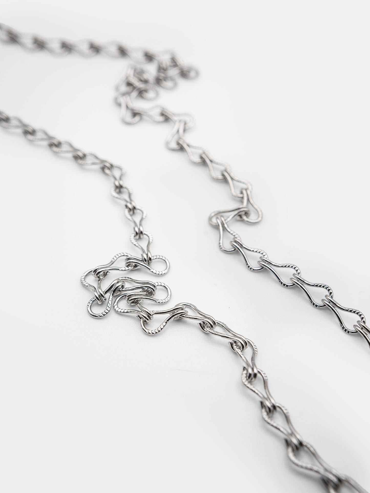 Naszyjnik z ćmą Frenesia