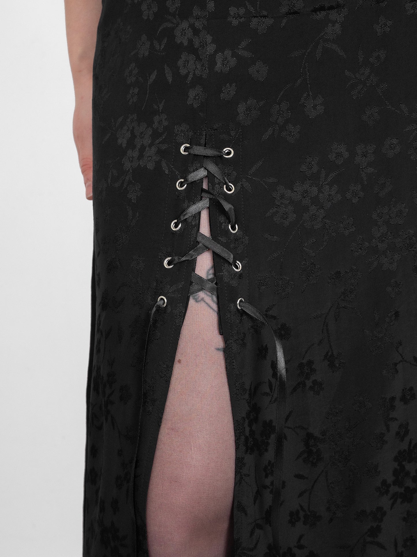 Żakardowa spódnica maxi z wycięciami Eerie