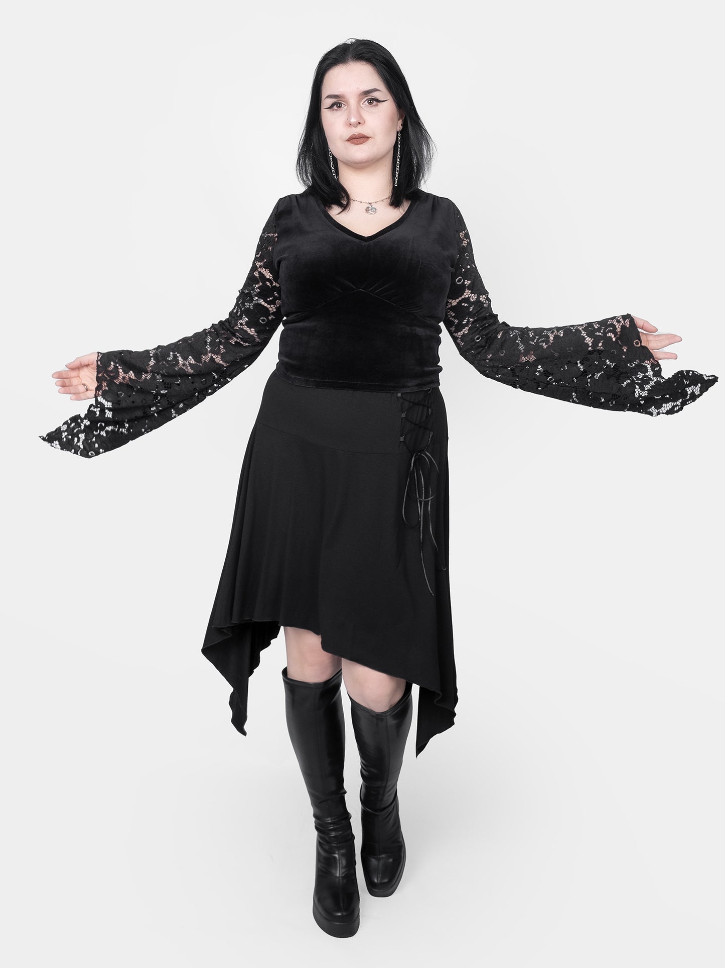 Asymetryczna spódnica z wiązaniem Lilith