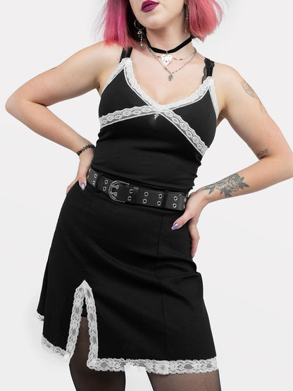 Crop top z białą koronką Wither
