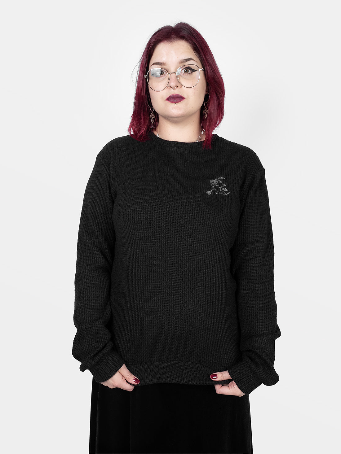 Sweter z haftem Snapdragon