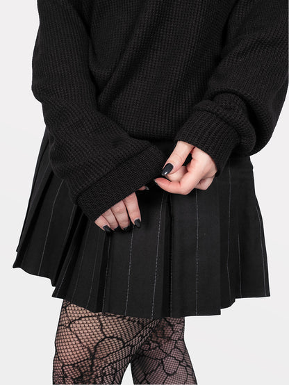 Sweter z haftem Snapdragon