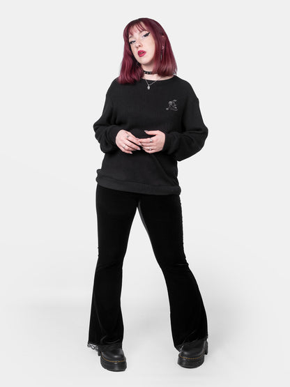 Sweter z haftem Snapdragon