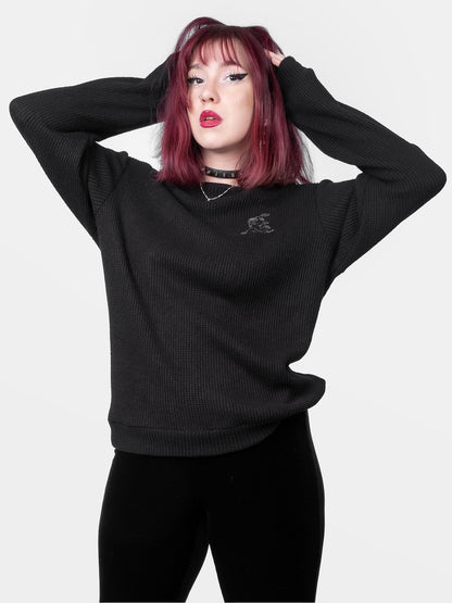 Sweter z haftem Snapdragon