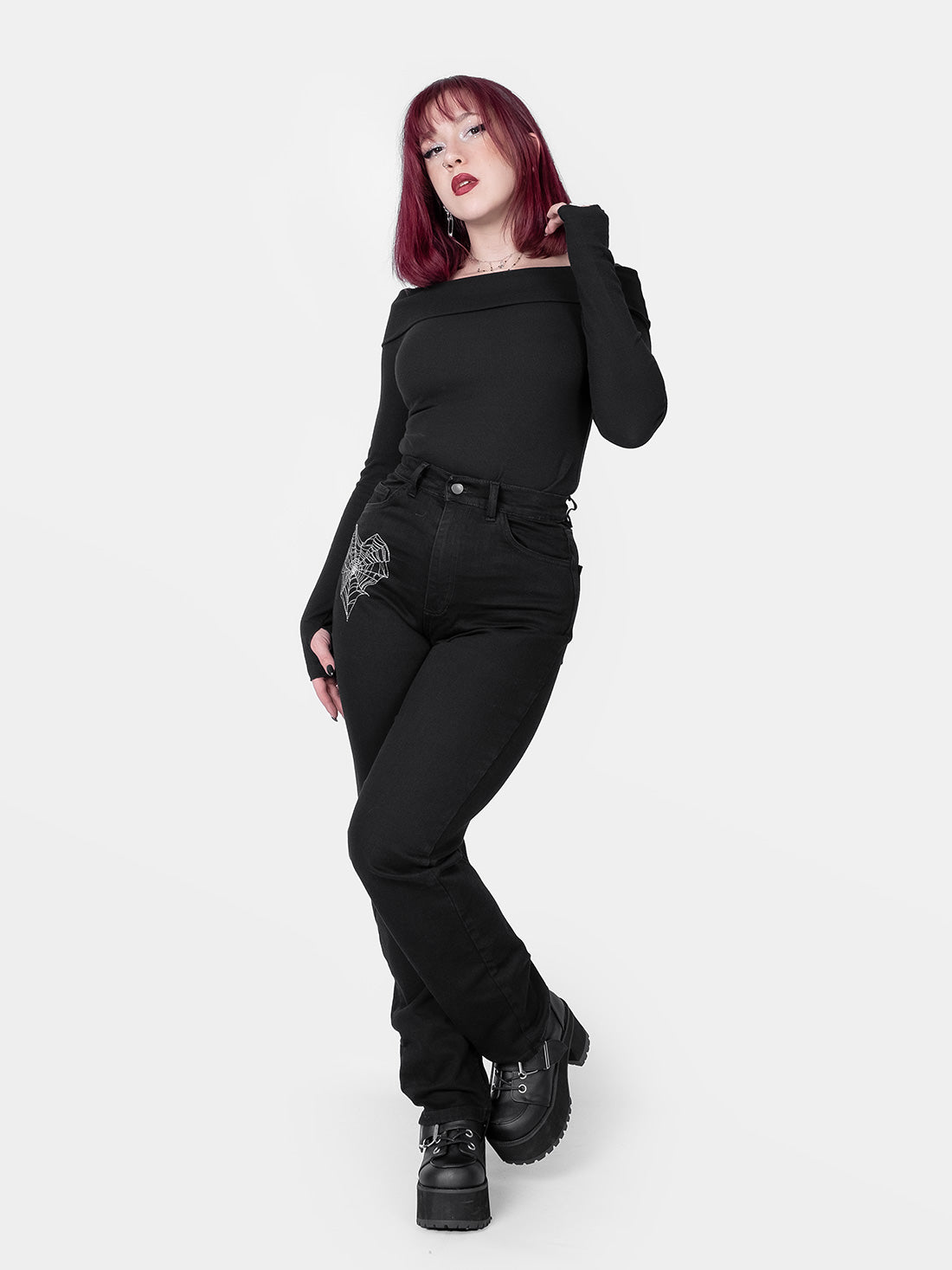 Jeansy straight leg z haftem Sinister