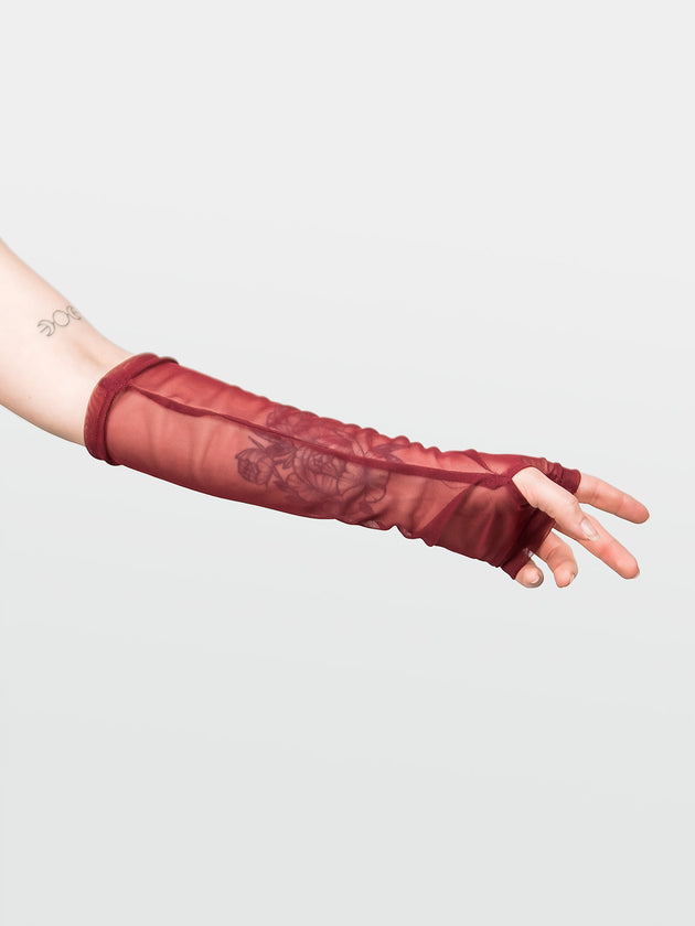 skydance-mesh-burgundy-gloves-3